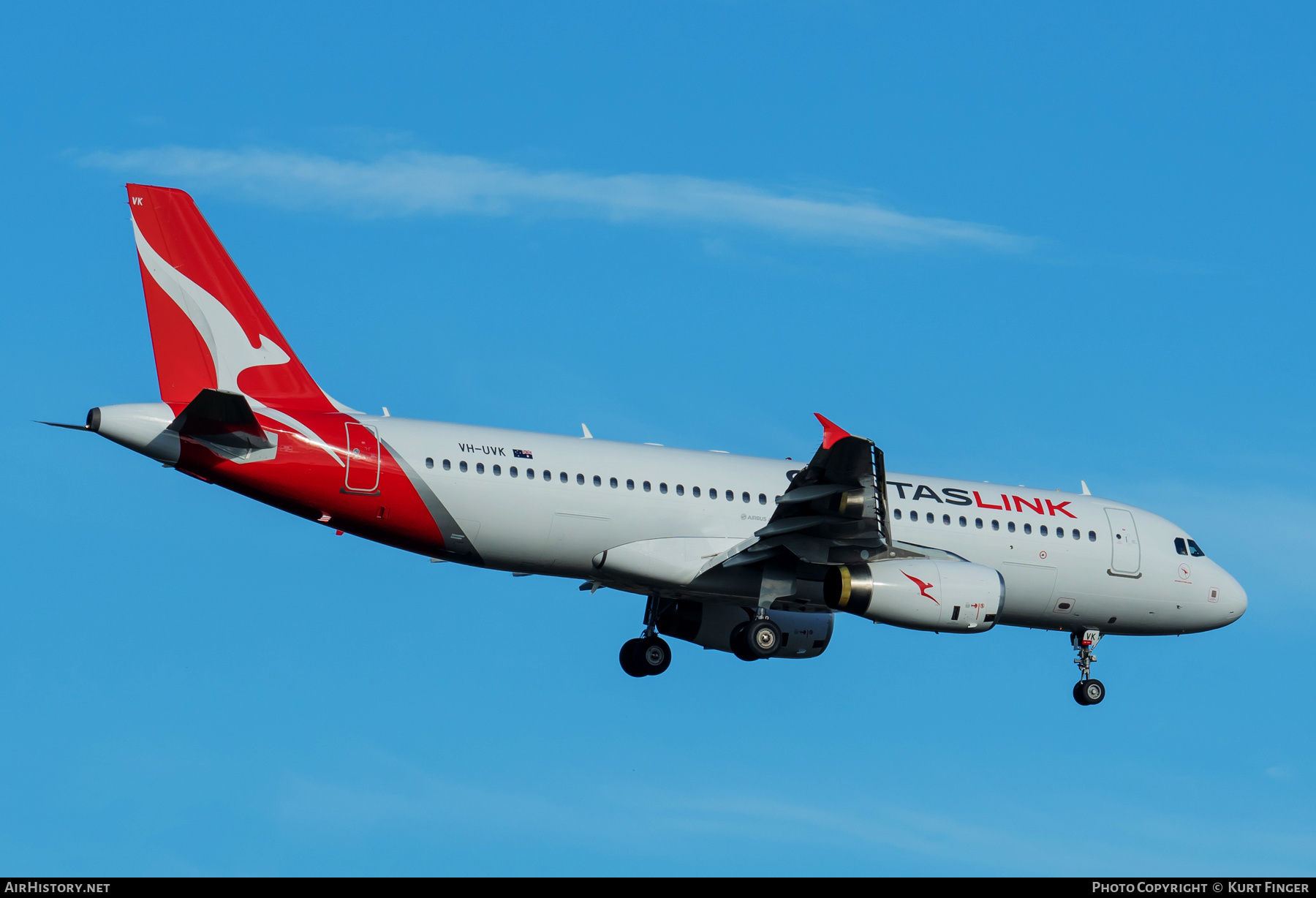 Aircraft Photo of VH-UVK | Airbus A320-232 | QantasLink | AirHistory.net #346237