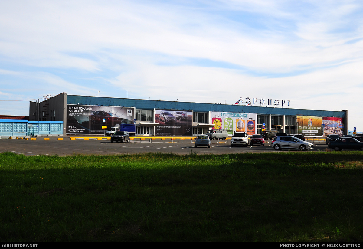 Airport photo of Izhevsk (USII / IJK) in Russia | AirHistory.net #346242