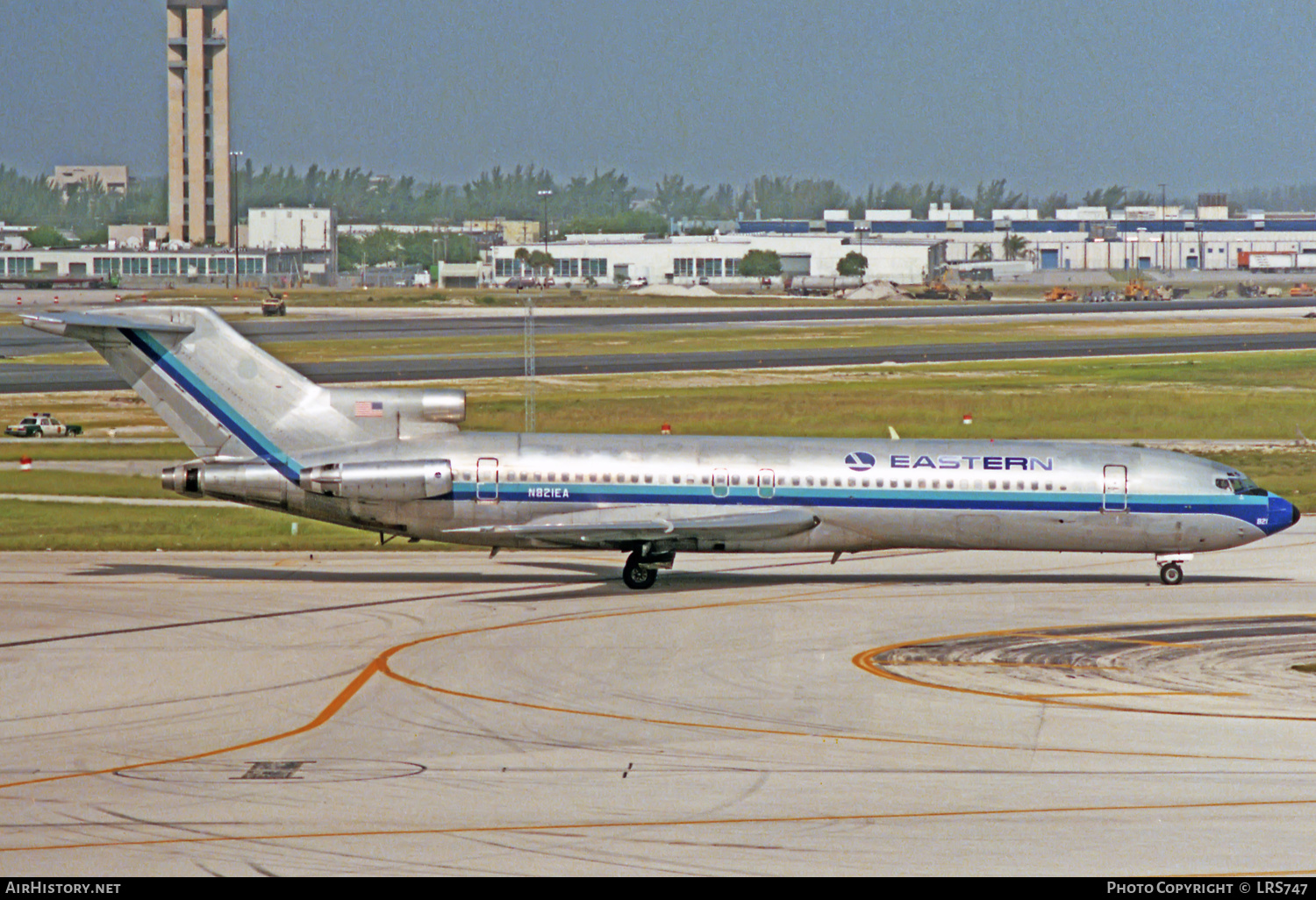 Aircraft Photo of N821EA | Boeing 727-225/Adv | Eastern Air Lines | AirHistory.net #346284