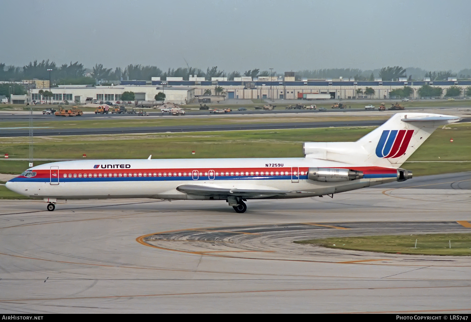 Aircraft Photo of N7259U | Boeing 727-222/Adv | United Airlines | AirHistory.net #346298