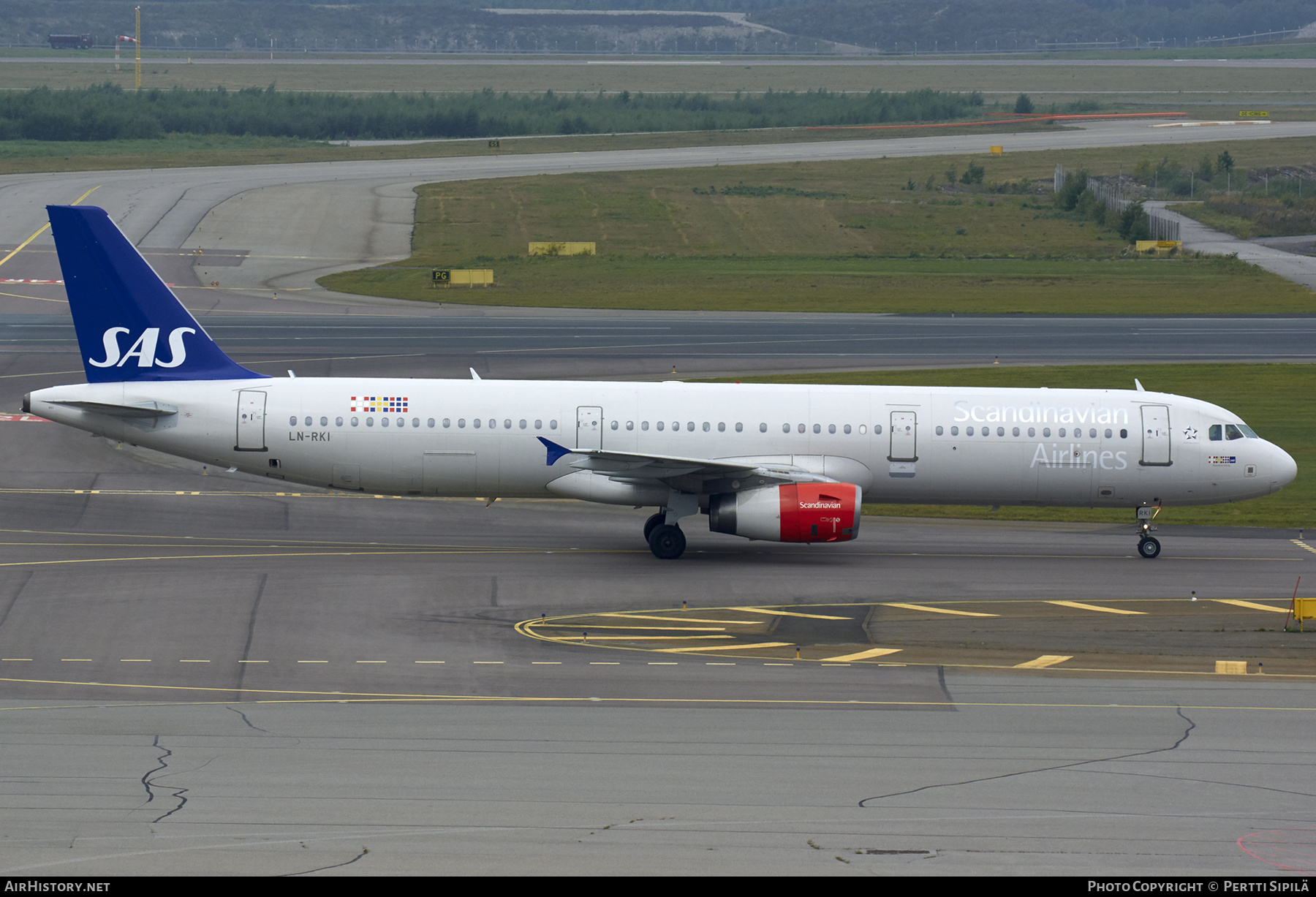 Aircraft Photo of LN-RKI | Airbus A321-232 | Scandinavian Airlines - SAS | AirHistory.net #346310