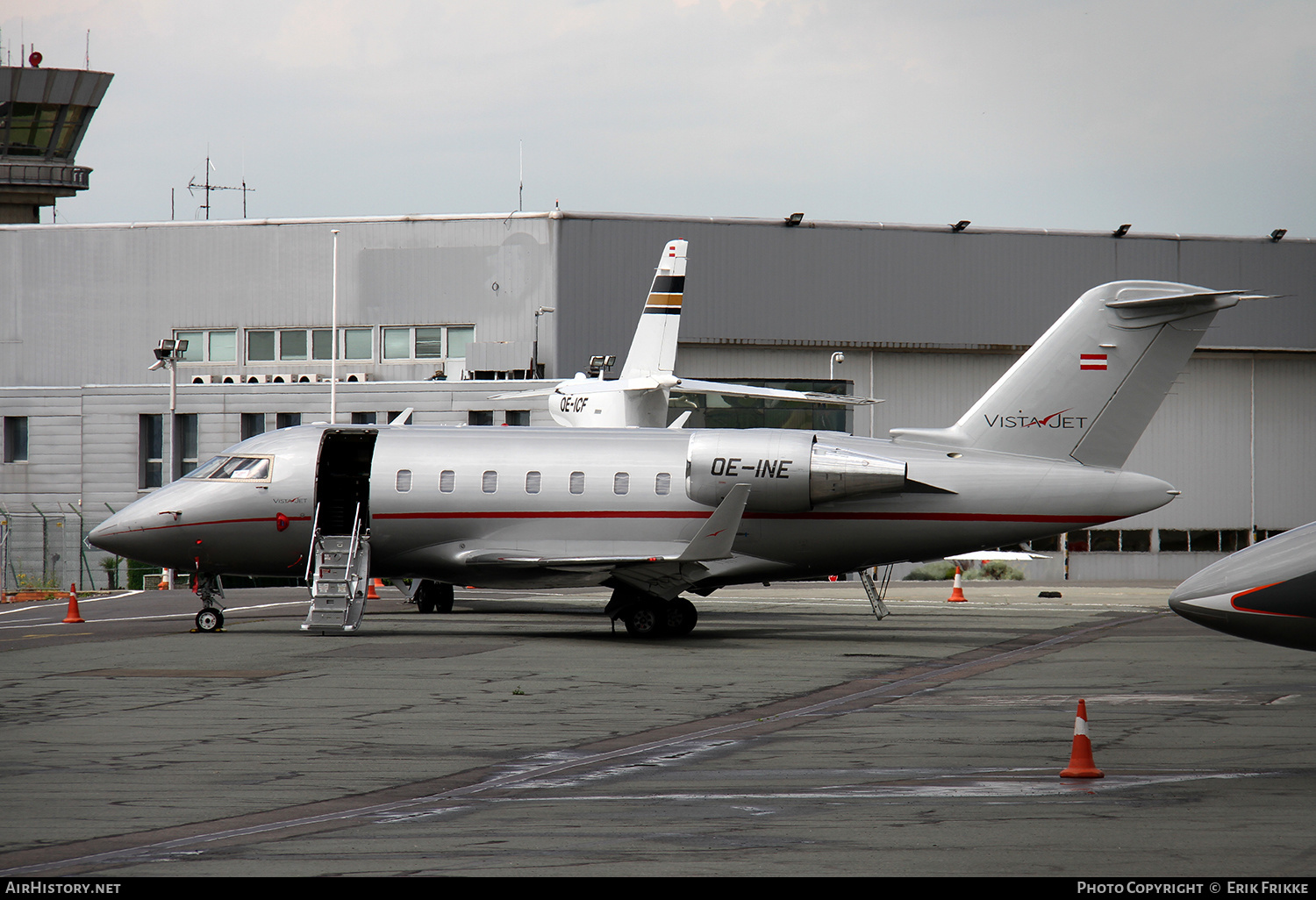 Aircraft Photo of OE-INE | Bombardier Challenger 605 (CL-600-2B16) | VistaJet | AirHistory.net #346495