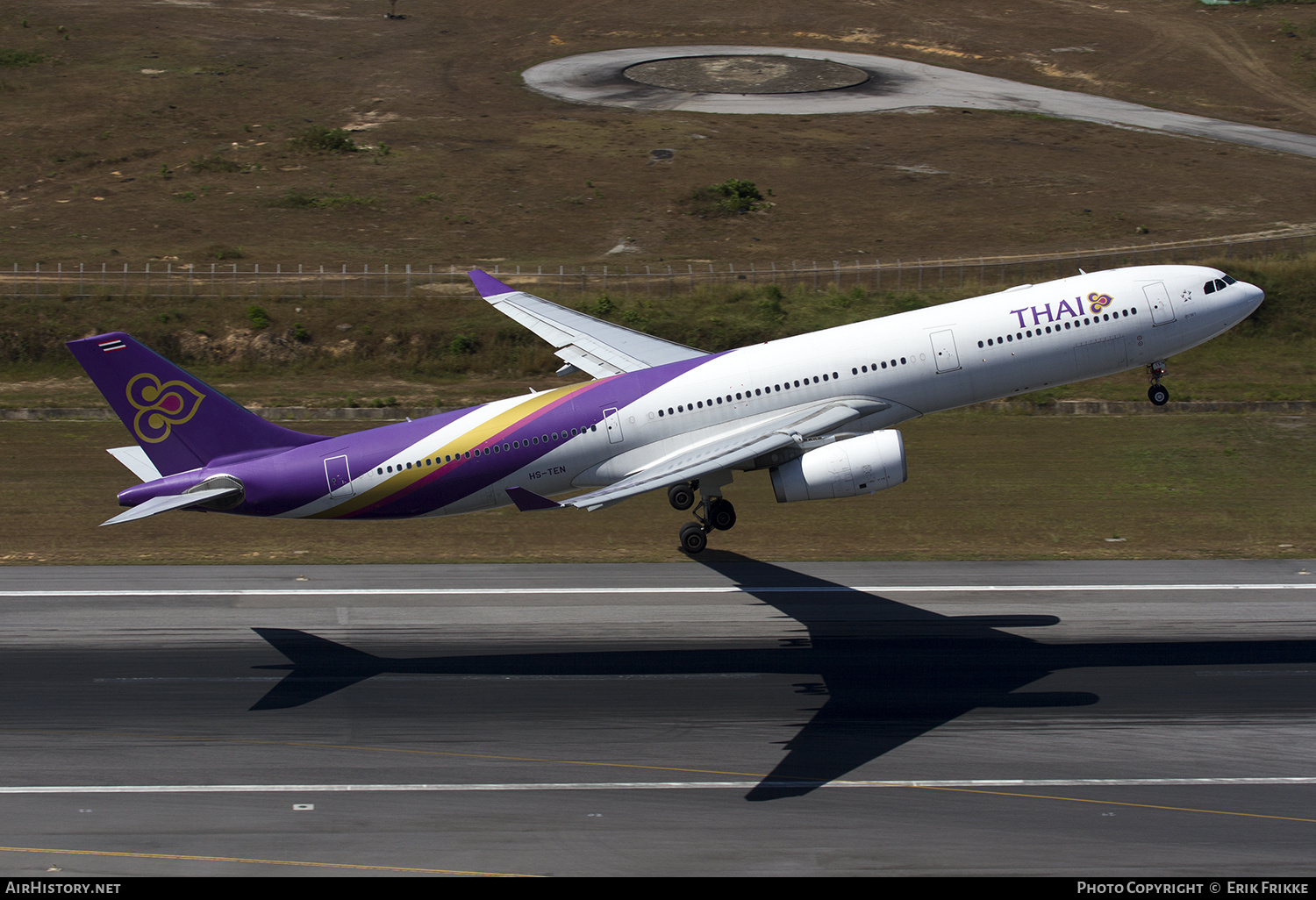 Aircraft Photo of HS-TEN | Airbus A330-343 | Thai Airways International | AirHistory.net #346559