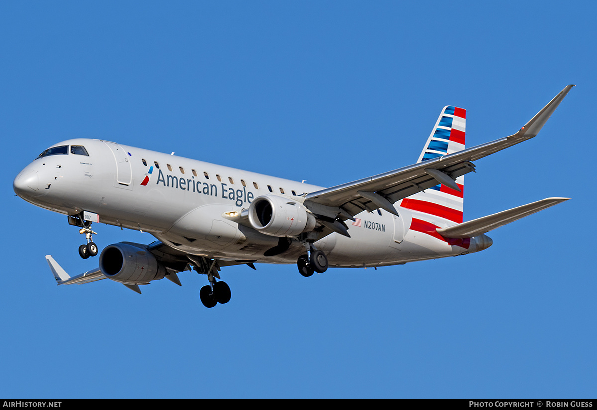 Aircraft Photo of N207AN | Embraer 175LR (ERJ-170-200LR) | American Eagle | AirHistory.net #346599