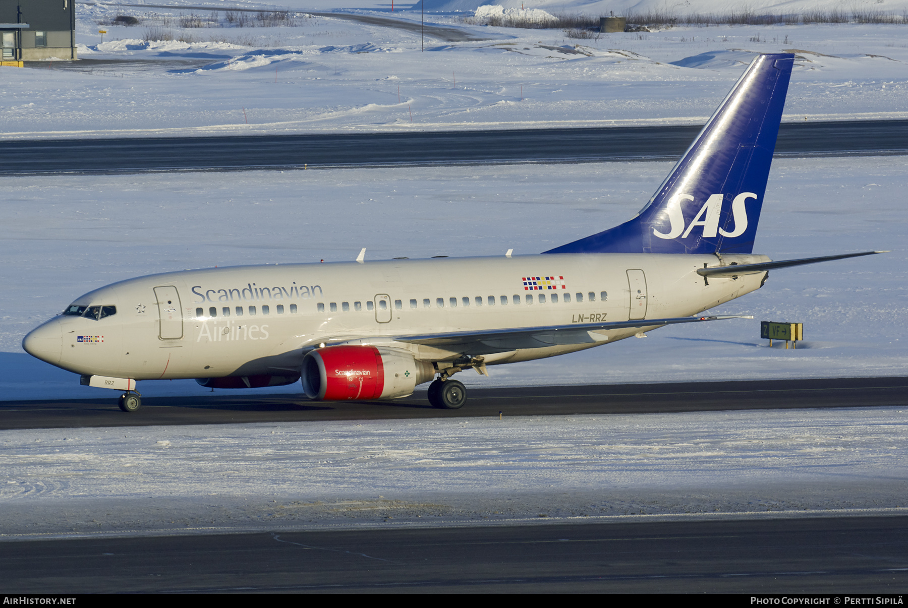 Aircraft Photo of LN-RRZ | Boeing 737-683 | Scandinavian Airlines - SAS | AirHistory.net #346605