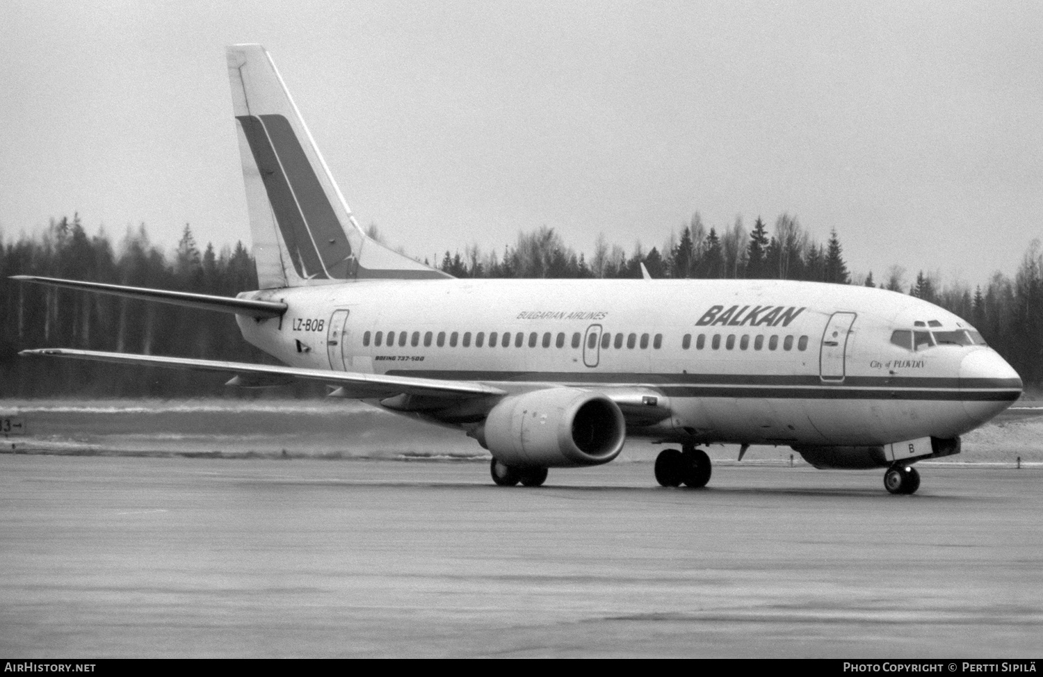 Aircraft Photo of LZ-BOB | Boeing 737-53A | Balkan - Bulgarian Airlines | AirHistory.net #346715