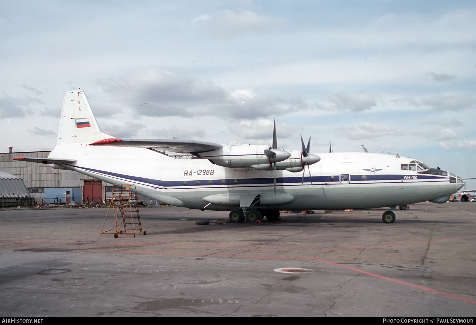 Aircraft Photo of RA-12988 | Antonov An-12B | AirHistory.net #346824