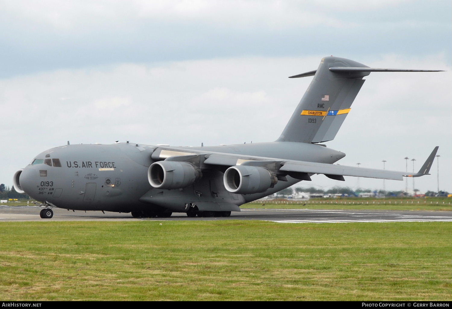 Aircraft Photo of 01-0193 / 10193 | Boeing C-17A Globemaster III | USA - Air Force | AirHistory.net #346906