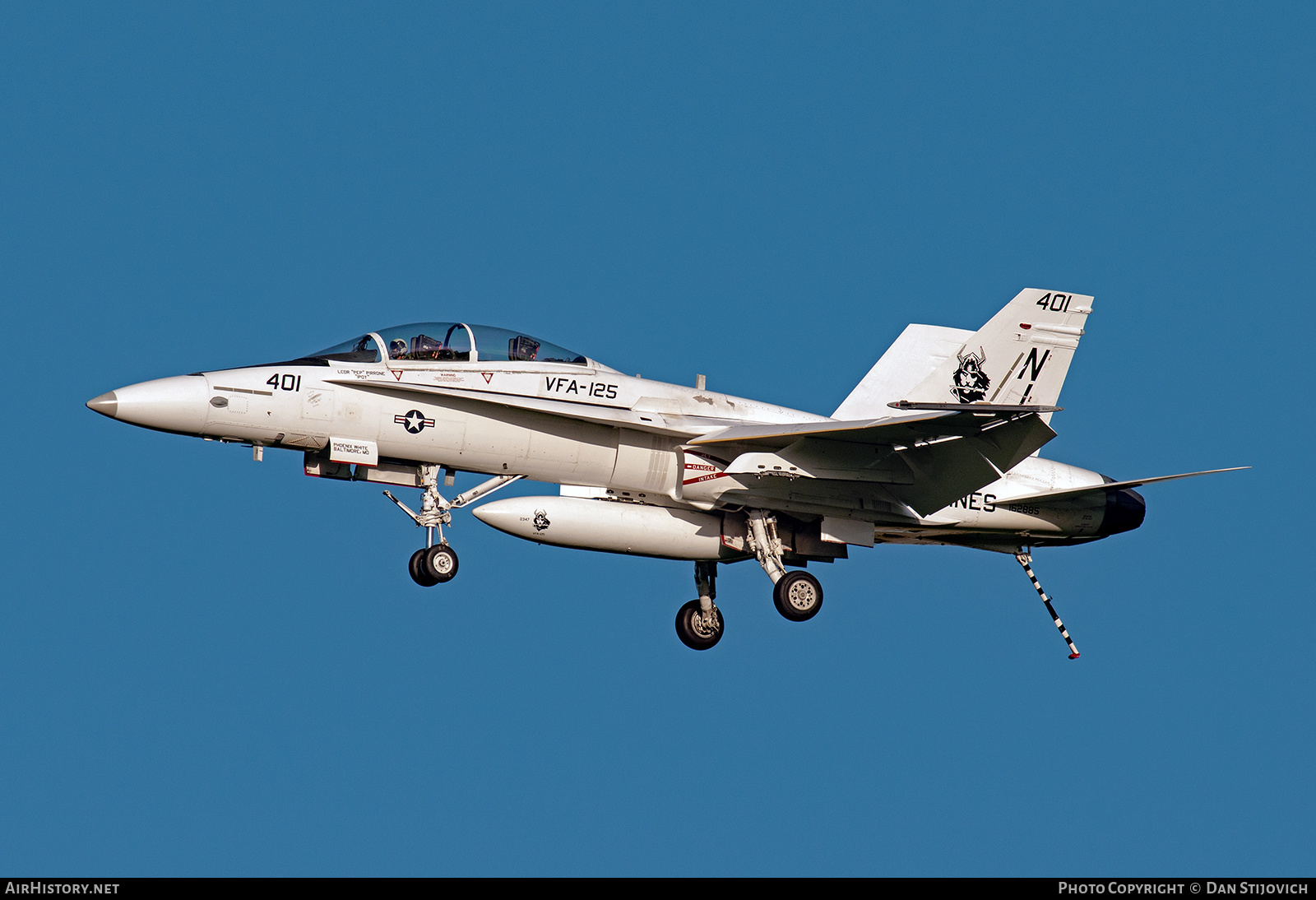 Aircraft Photo of 162885 | McDonnell Douglas F/A-18B Hornet | USA - Navy | AirHistory.net #346948