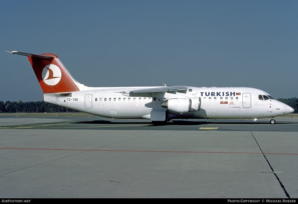 Aircraft Photo of TC-THD | BAE Systems Avro 146-RJ100 | Turkish Airlines | AirHistory.net #346967