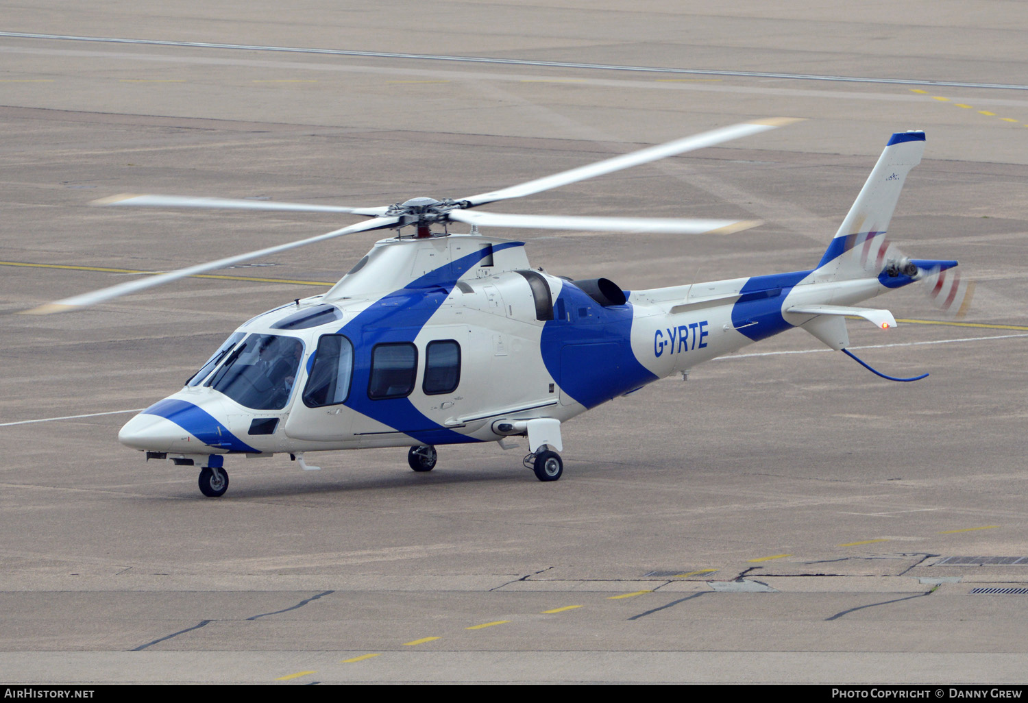Aircraft Photo of G-YRTE | Agusta A-109S Grand | AirHistory.net #347001