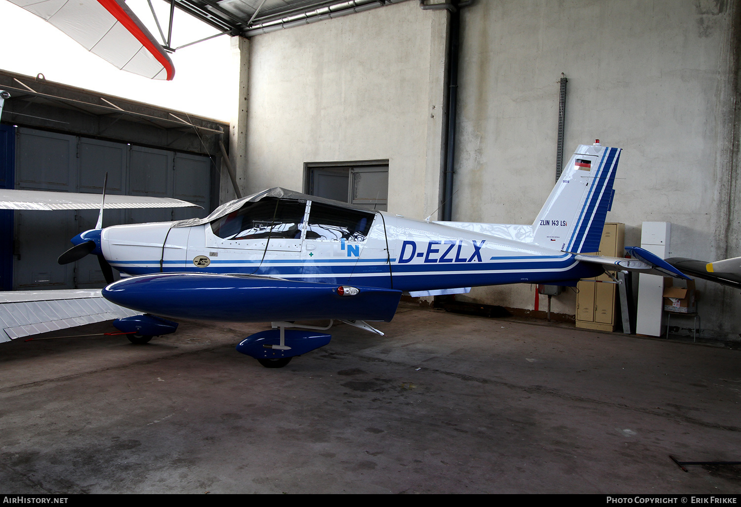 Aircraft Photo of D-EZLX | Zlin Z-143LSi Genius | AirHistory.net #347134