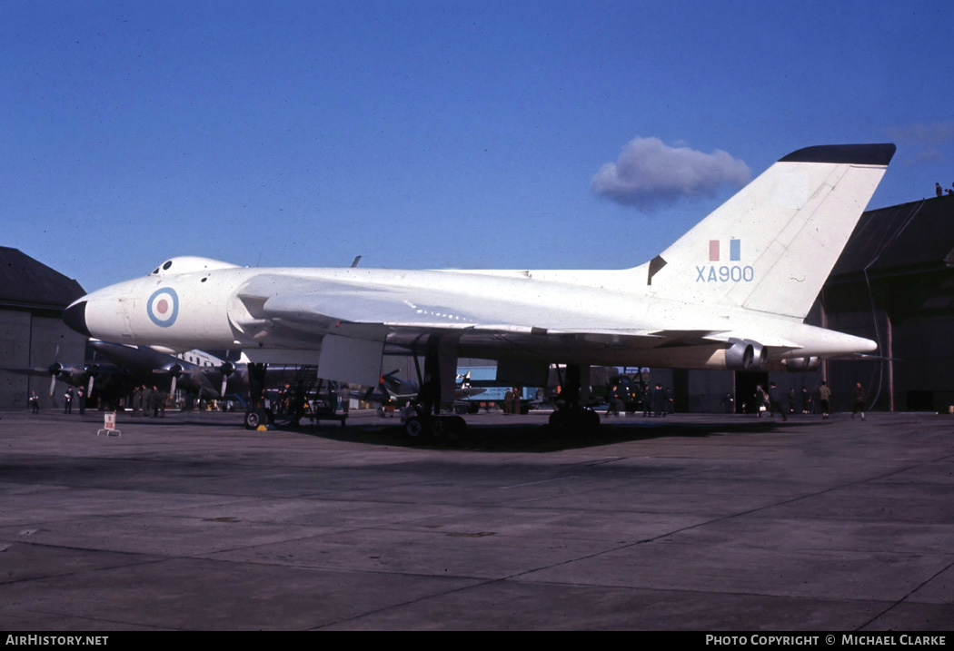 Aircraft Photo of XA900 | Avro 698 Vulcan B.1 | UK - Air Force | AirHistory.net #347171