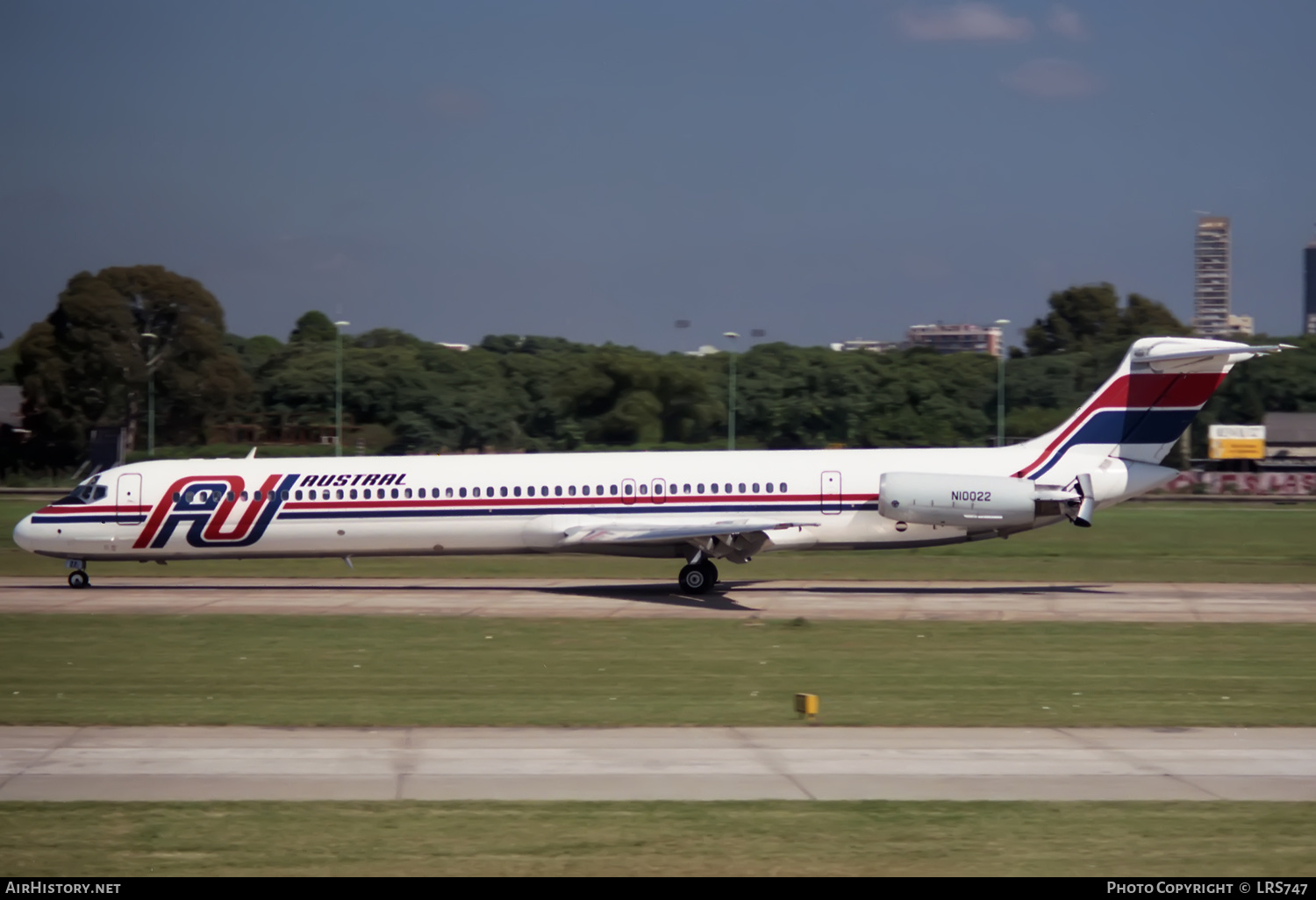 Aircraft Photo of N10022 | McDonnell Douglas MD-81 (DC-9-81) | Austral Líneas Aéreas | AirHistory.net #347247