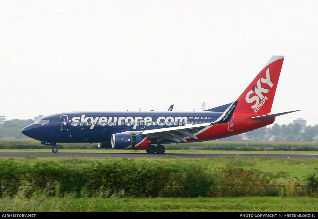 Aircraft Photo of OM-NGG | Boeing 737-76N | SkyEurope Airlines | AirHistory.net #347461