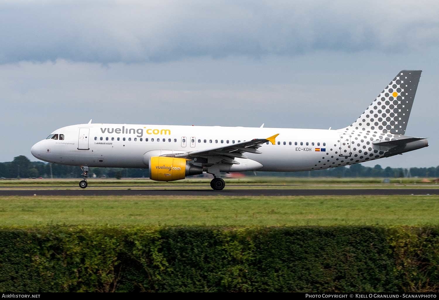 Aircraft Photo of EC-KDH | Airbus A320-214 | Vueling Airlines | AirHistory.net #347466