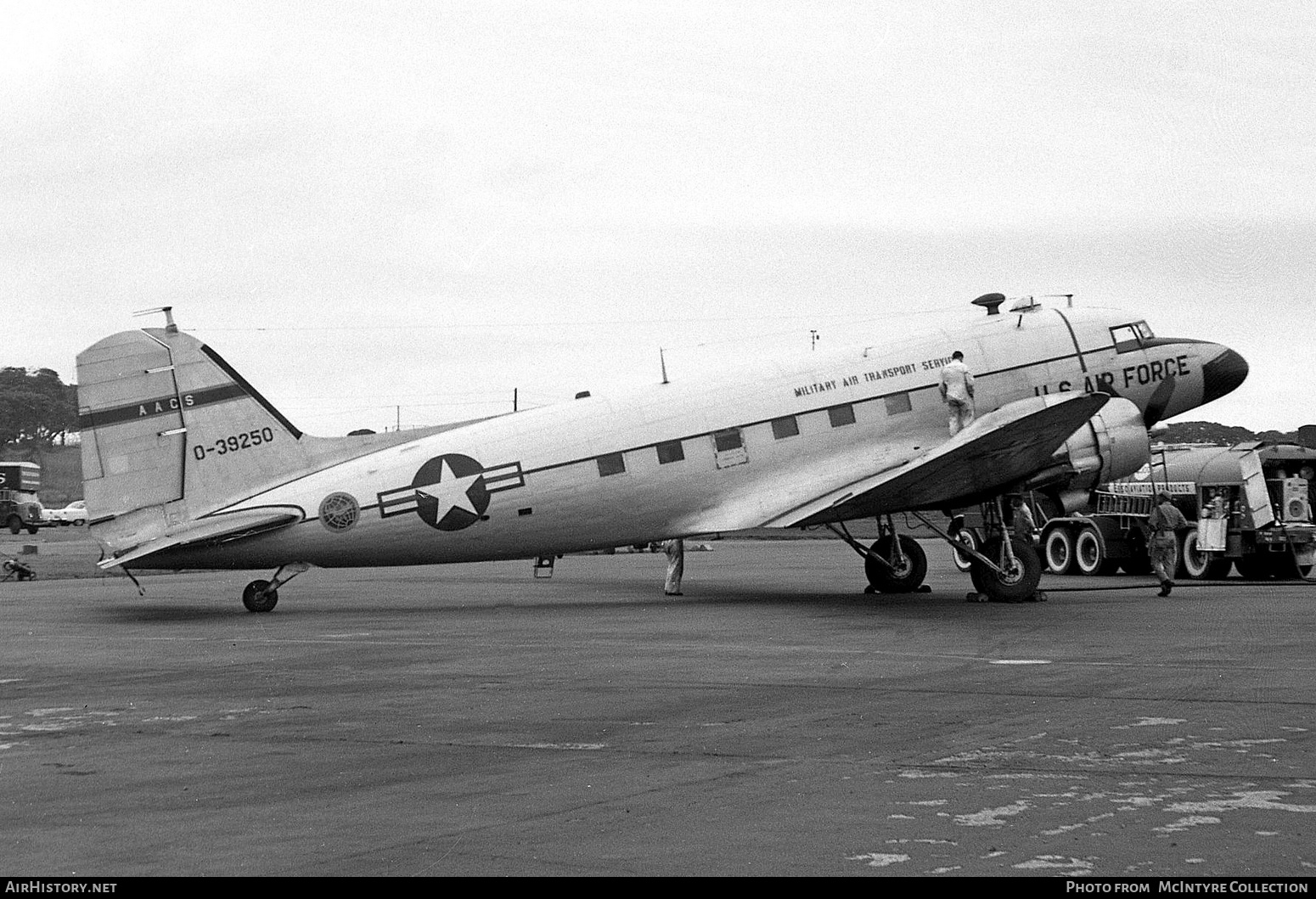 Aircraft Photo of 43-49250 / 0-39250 | Douglas AC-47D Skytrain | USA - Air Force | AirHistory.net #347512