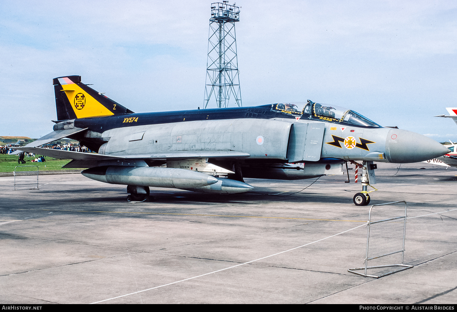 Aircraft Photo of XV574 | McDonnell Douglas F-4K Phantom FG1 | UK - Air Force | AirHistory.net #347565
