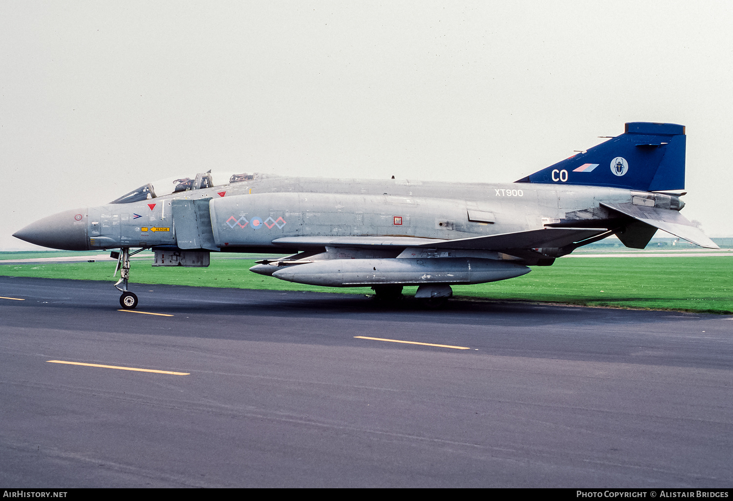 Aircraft Photo of XT900 | McDonnell Douglas F-4M Phantom FGR2 | UK - Air Force | AirHistory.net #347566