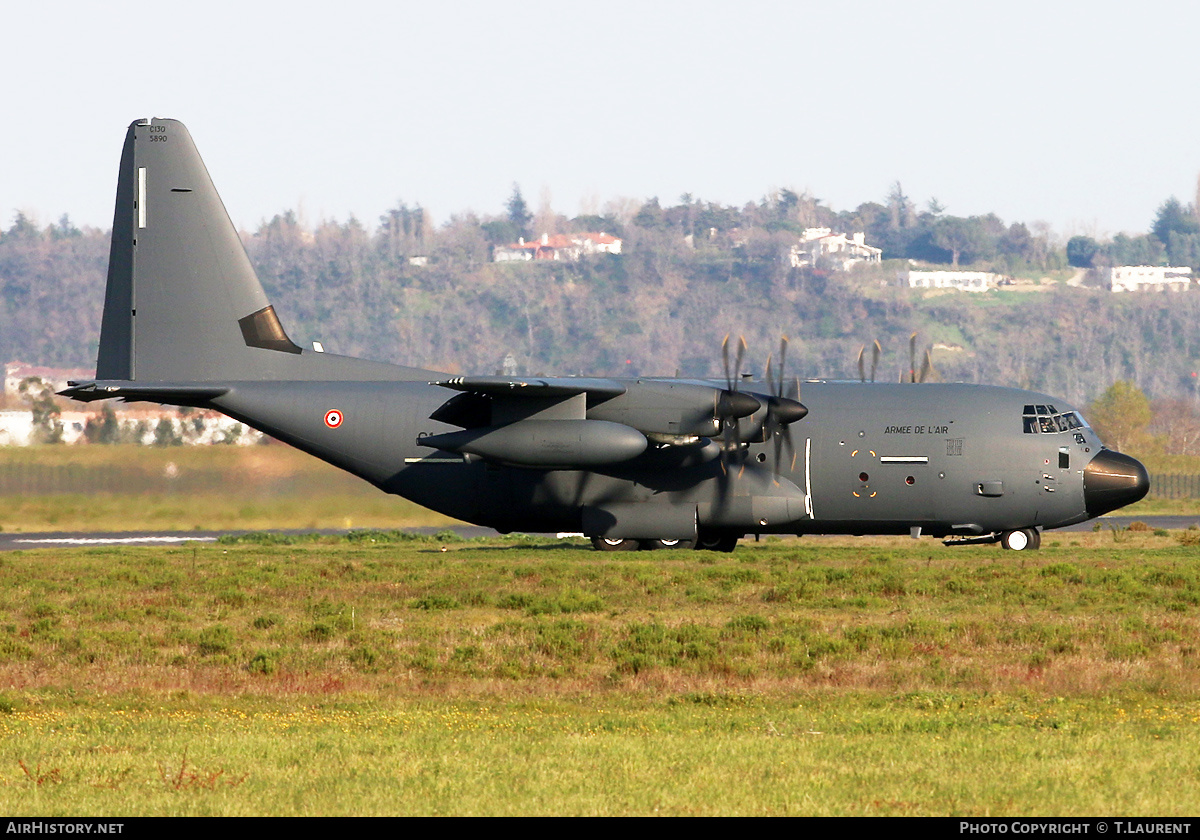Aircraft Photo of 5890 | Lockheed Martin KC-130J Hercules | France - Air Force | AirHistory.net #347766