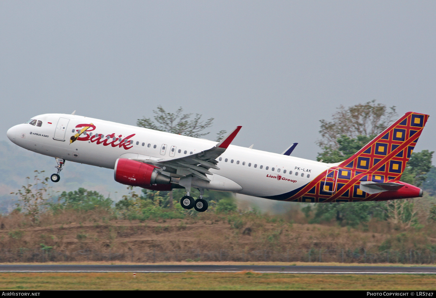 Aircraft Photo of PK-LAK | Airbus A320-214 | Batik Air | AirHistory.net #347850