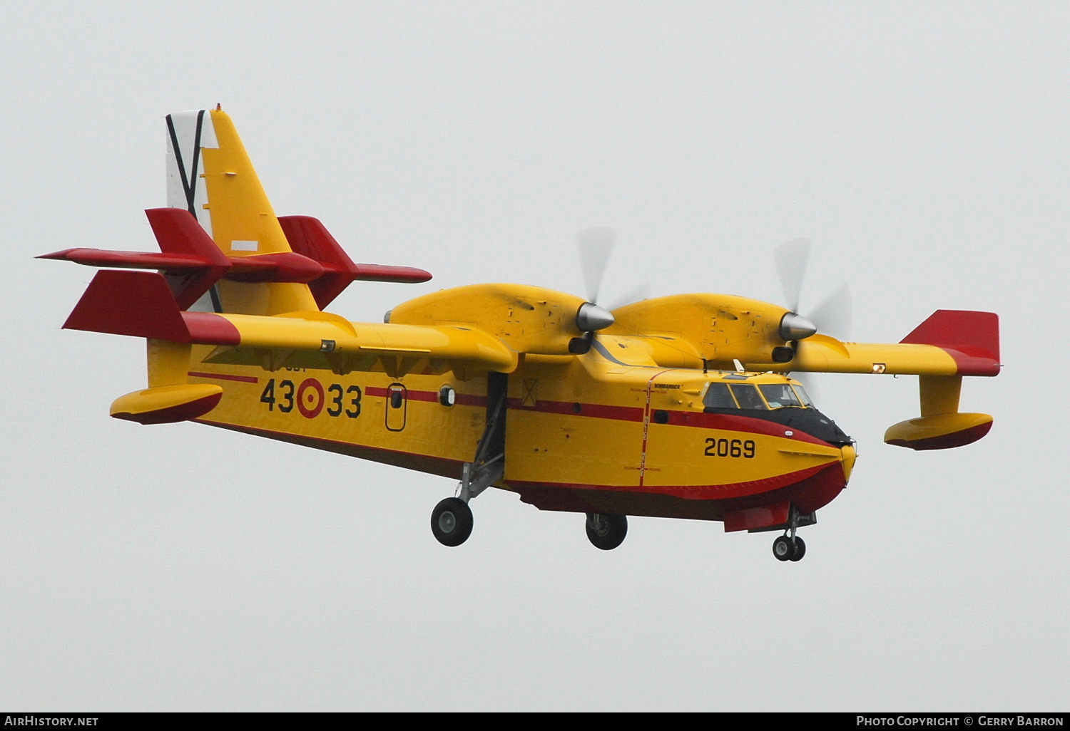 Aircraft Photo of C-FUDY | Bombardier CL-415 (CL-215-6B11) | Spain - Air Force | AirHistory.net #347934