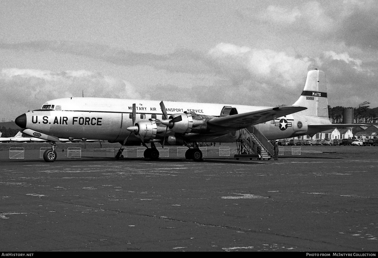 Aircraft Photo of 53-3262 / 33262 | Douglas C-118A Liftmaster (DC-6A) | USA - Air Force | AirHistory.net #348002