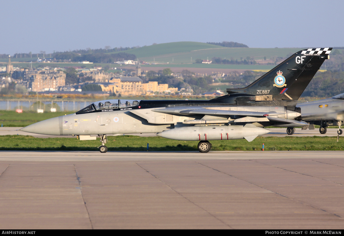 Aircraft Photo of ZE887 | Panavia Tornado F3 | UK - Air Force | AirHistory.net #348046