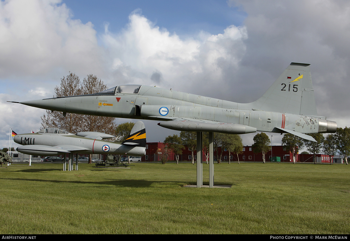 Aircraft Photo of 215 | Northrop F-5A Freedom Fighter | Norway - Air Force | AirHistory.net #348057