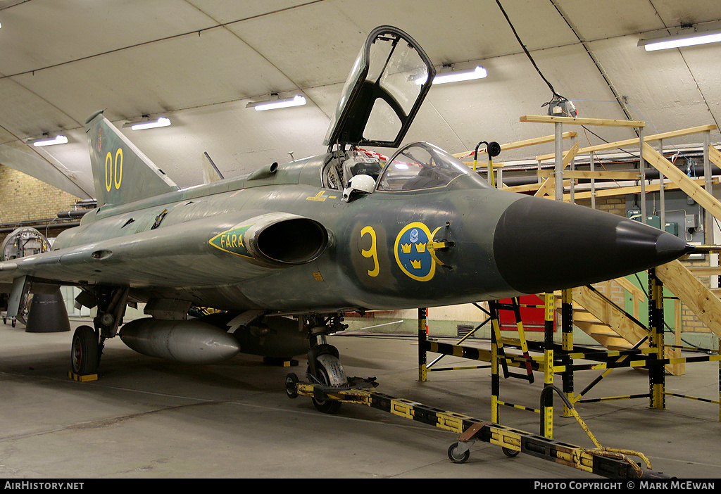 Aircraft Photo of 35528 | Saab J35F-1 Draken | Sweden - Air Force | AirHistory.net #348059