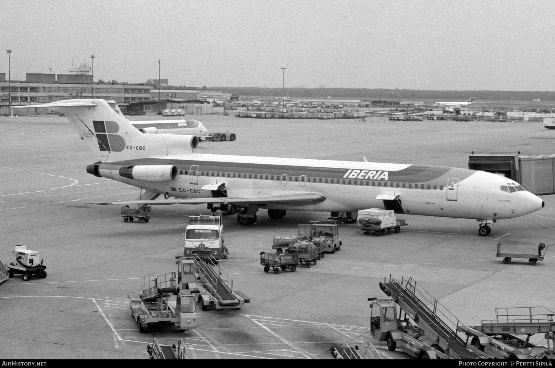 Aircraft Photo of EC-CBC | Boeing 727-256/Adv | Iberia | AirHistory.net #348078