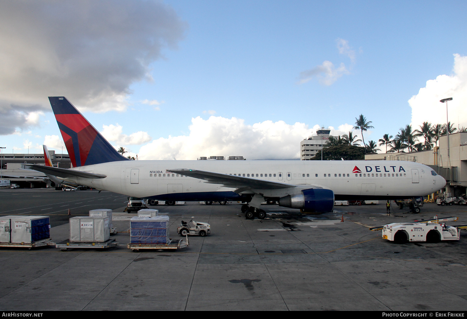 Aircraft Photo of N143DA | Boeing 767-332 | Delta Air Lines | AirHistory.net #348088