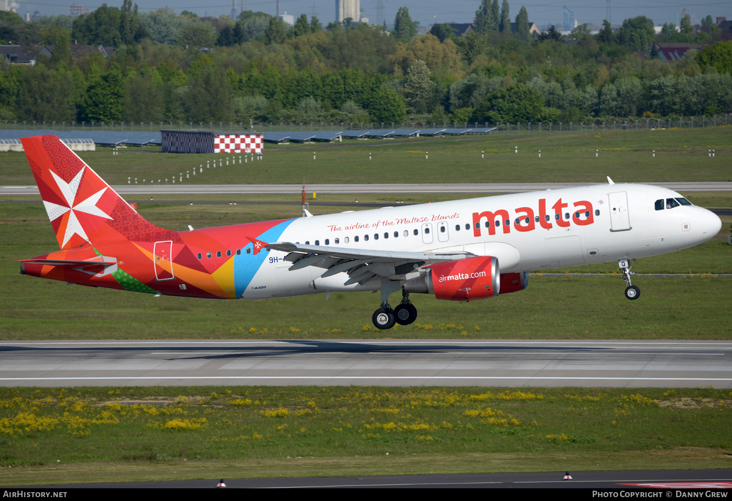 Aircraft Photo of 9H-AEQ | Airbus A320-214 | Air Malta | AirHistory.net #348205