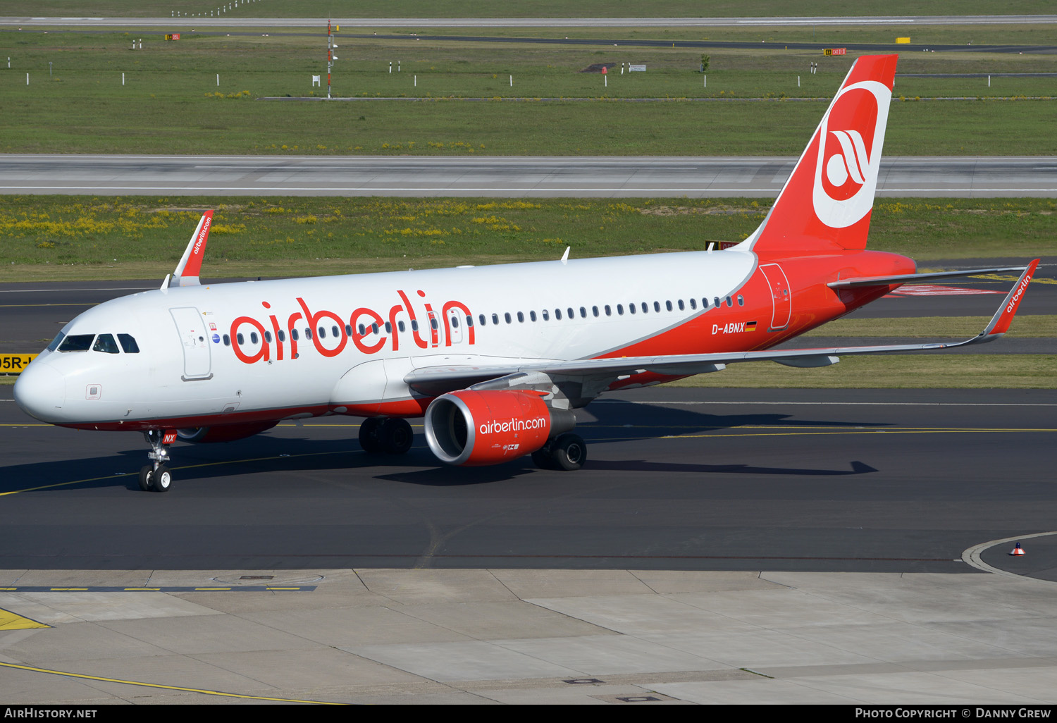 Aircraft Photo of D-ABNX | Airbus A320-214 | Air Berlin | AirHistory.net #348206