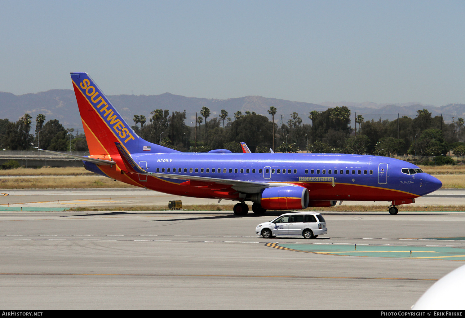 Aircraft Photo of N201LV | Boeing 737-7H4 | Southwest Airlines | AirHistory.net #348235