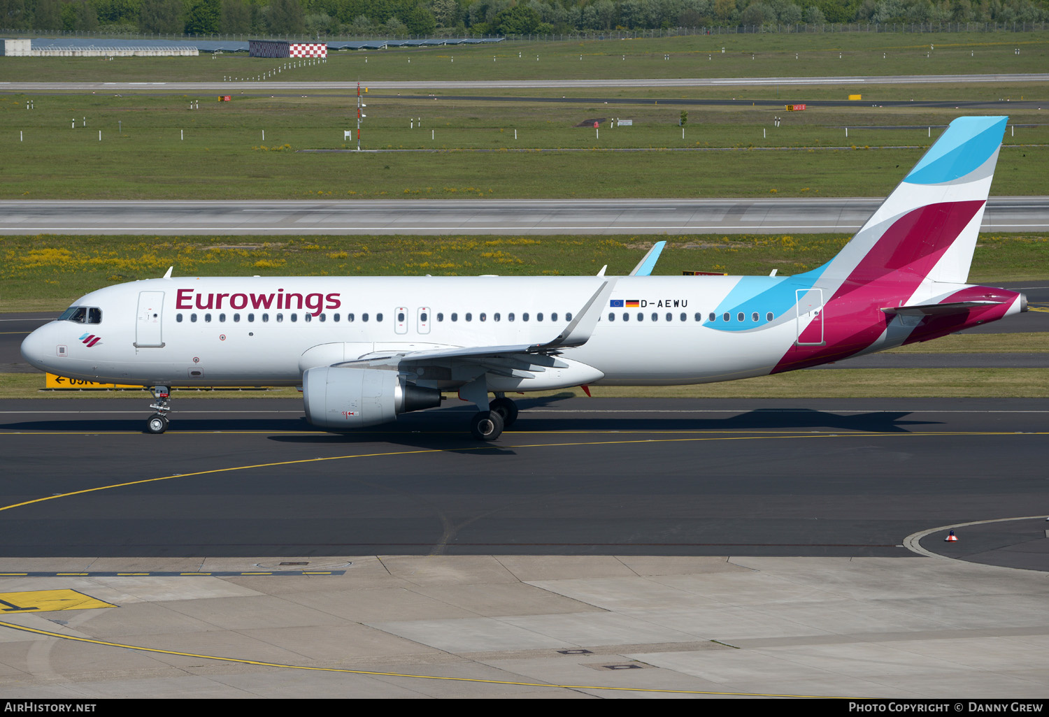 Aircraft Photo of D-AEWU | Airbus A320-214 | Eurowings | AirHistory.net #348268