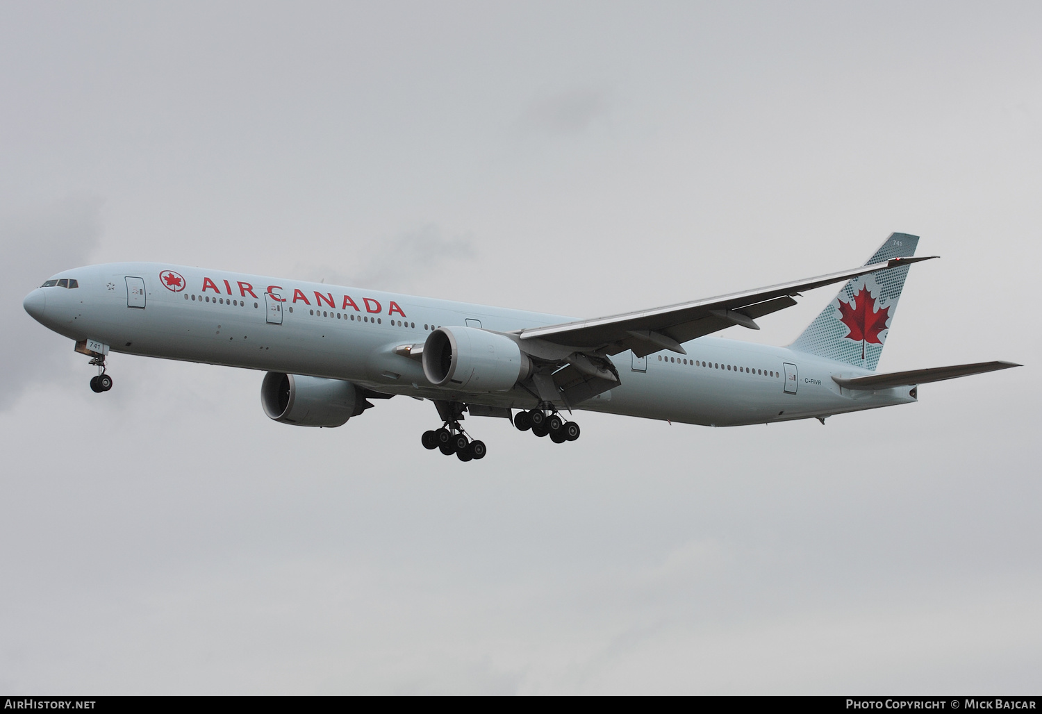 Aircraft Photo of C-FIVR | Boeing 777-333/ER | Air Canada | AirHistory.net #348295