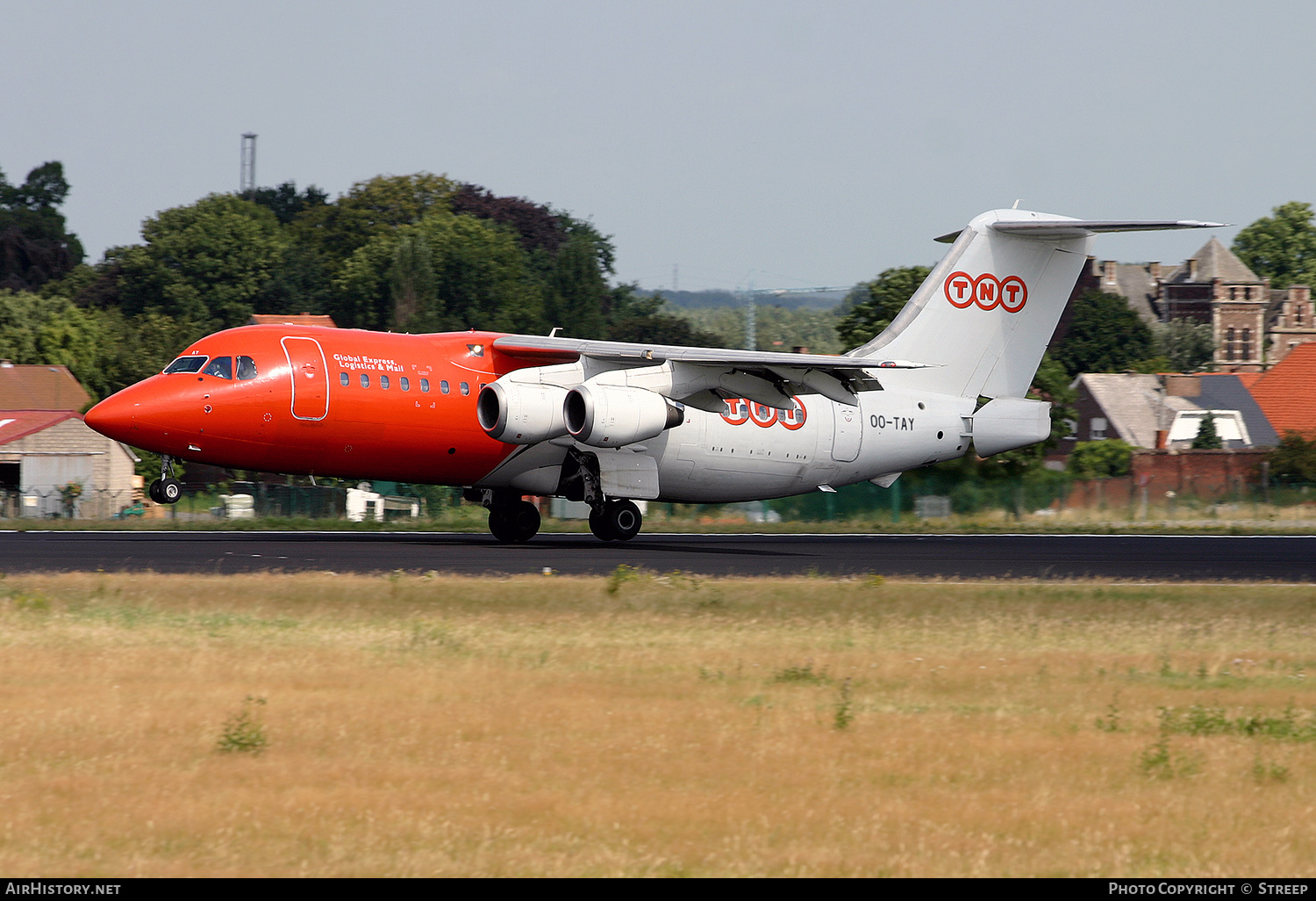 Aircraft Photo of OO-TAY | British Aerospace BAe-146-200QC | TNT Airways | AirHistory.net #348375