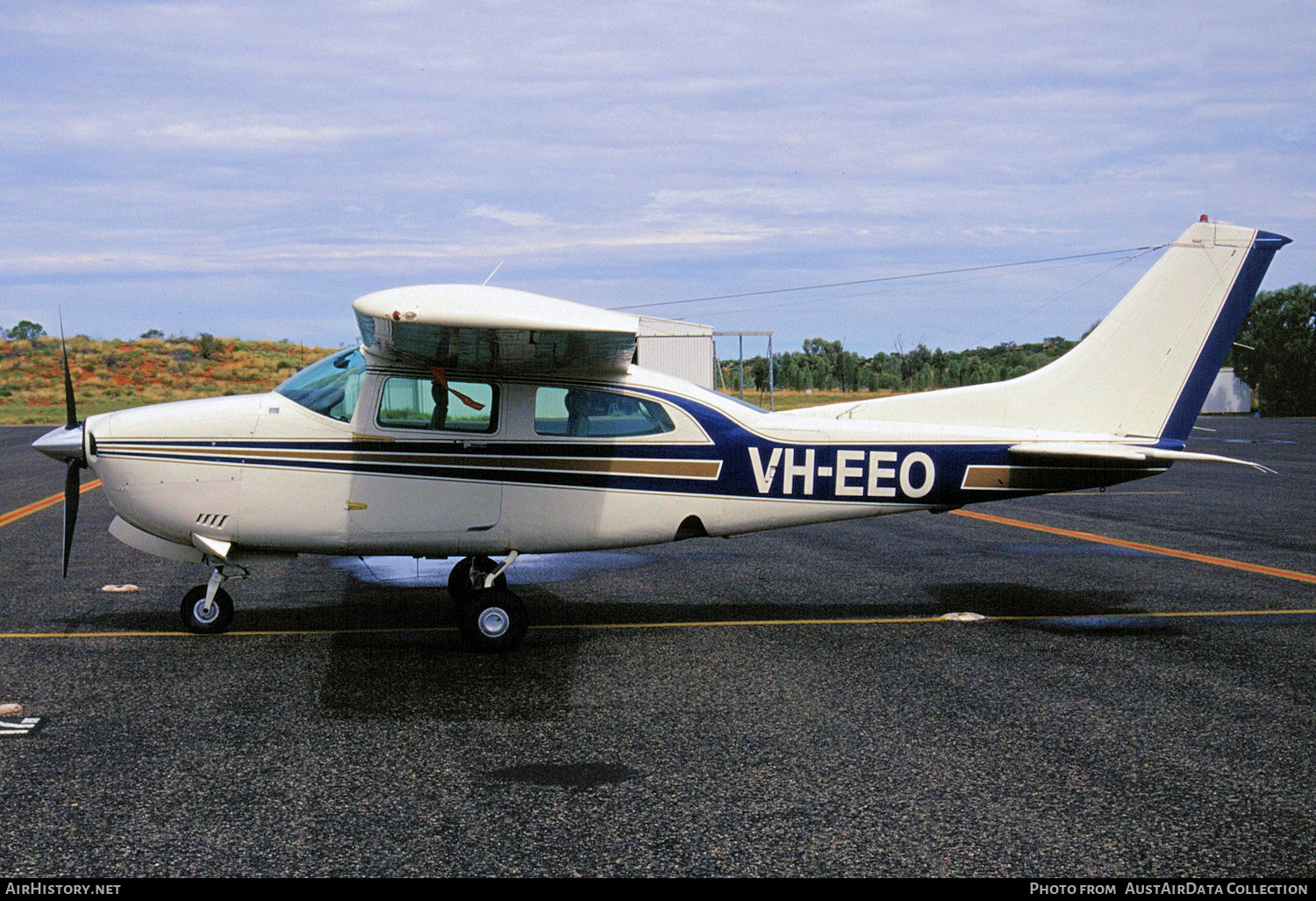 Aircraft Photo of VH-EEO | Cessna 210N Centurion | AirHistory.net #348401