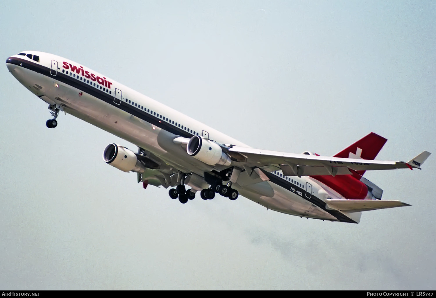 Aircraft Photo of HB-IWA | McDonnell Douglas MD-11 | Swissair | AirHistory.net #348569