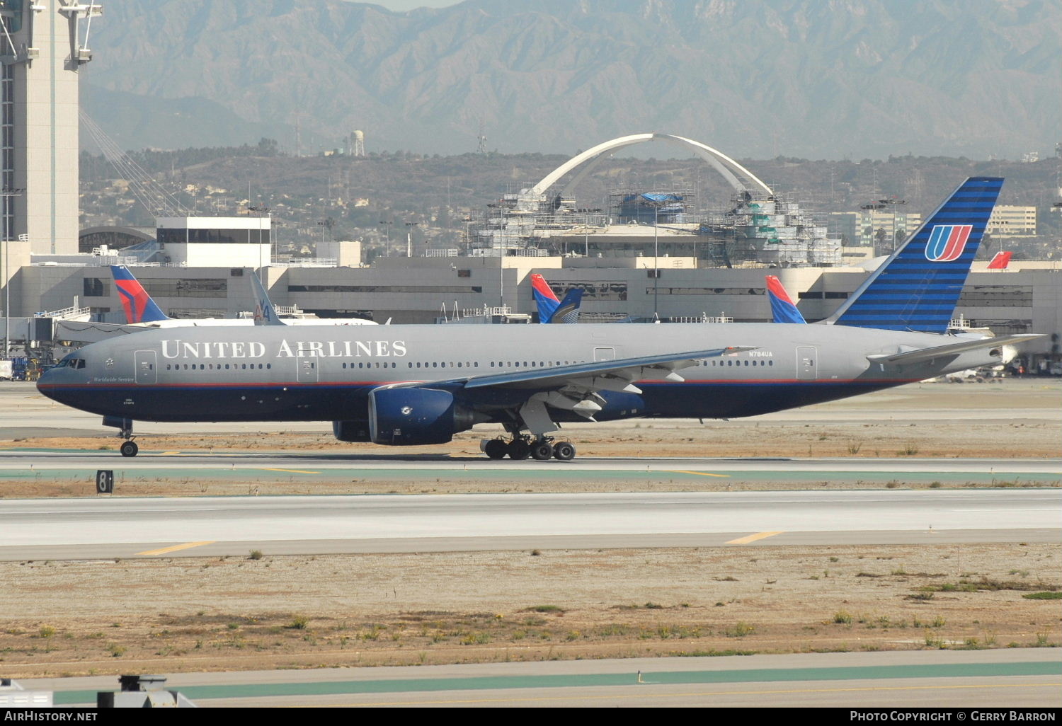 Aircraft Photo of N784UA | Boeing 777-222/ER | United Airlines | AirHistory.net #348630