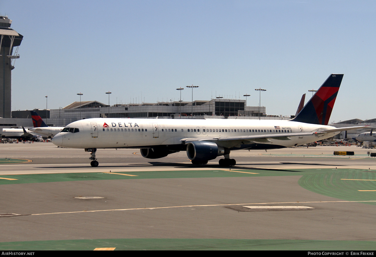 Aircraft Photo of N674DL | Boeing 757-232 | Delta Air Lines | AirHistory.net #348661