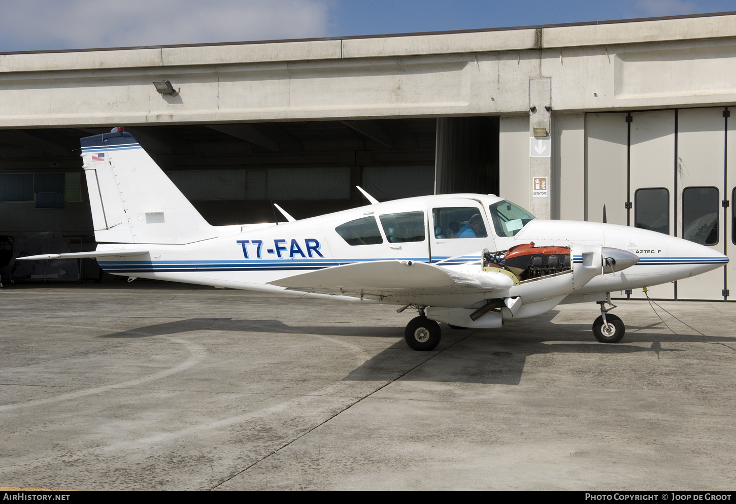 Aircraft Photo of T7-FAR | Piper PA-23-250 Aztec F | AirHistory.net #348666