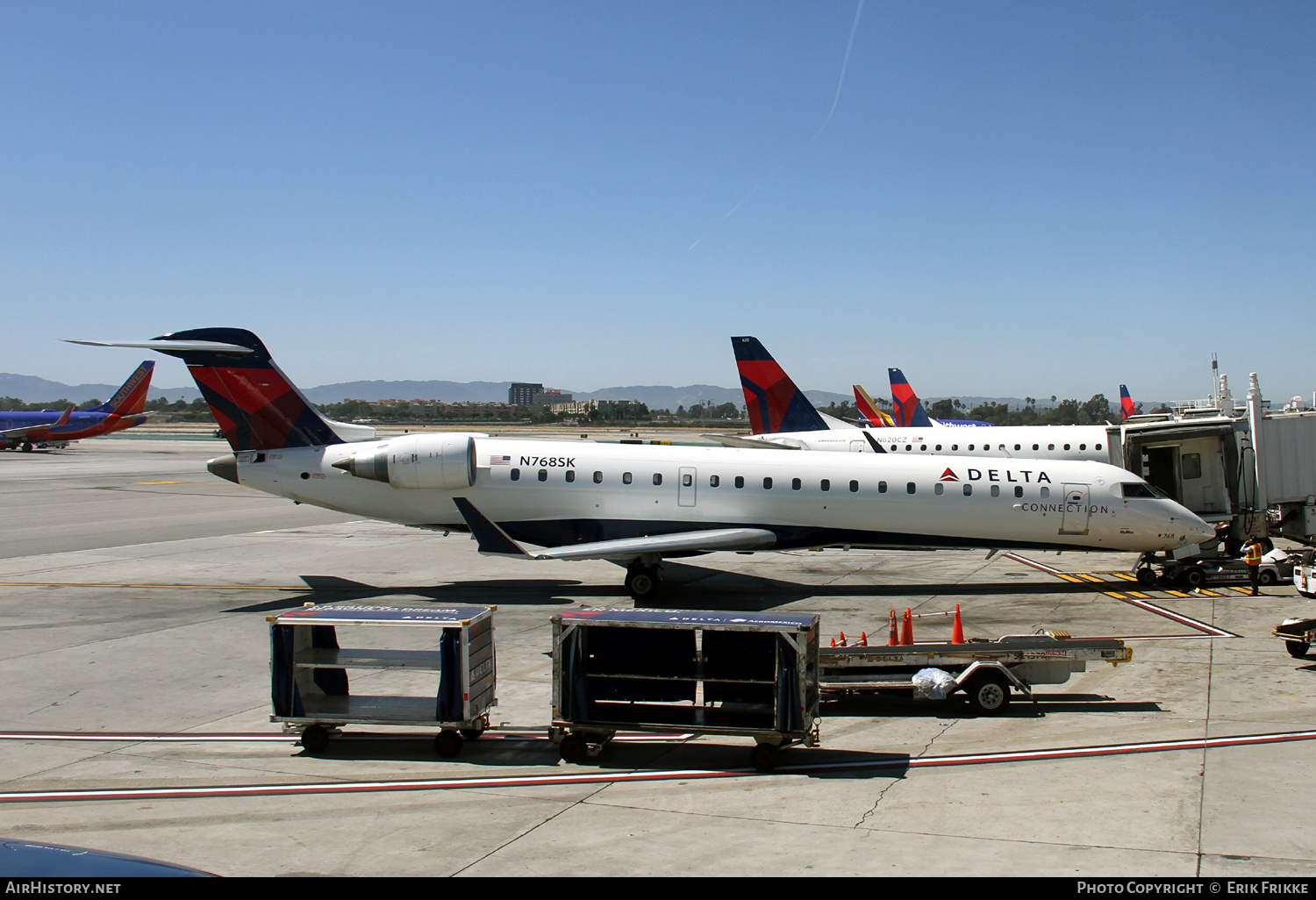 Aircraft Photo of N768SK | Bombardier CRJ-701ER (CL-600-2C10) | Delta Connection | AirHistory.net #348669