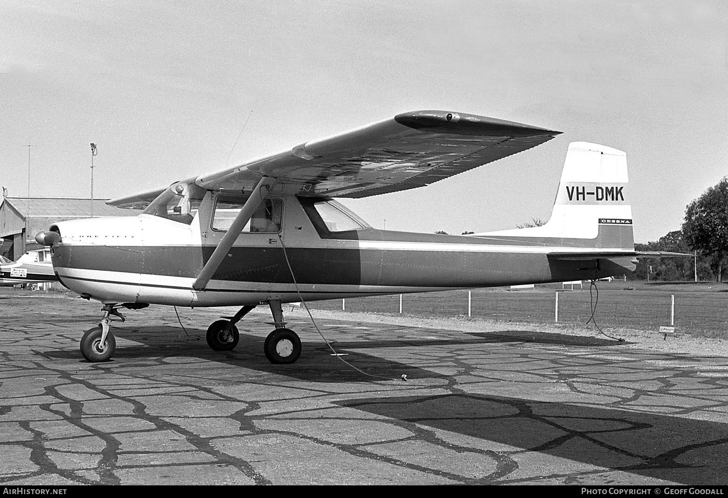 Aircraft Photo of VH-DMK | Cessna 150E | AirHistory.net #348798