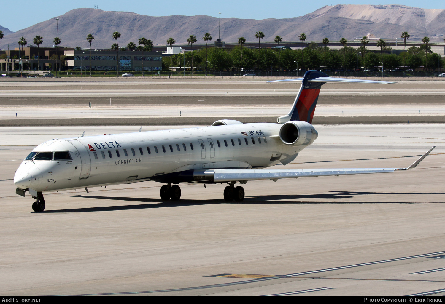 Aircraft Photo of N824SK | Bombardier CRJ-900 (CL-600-2D24) | Delta Connection | AirHistory.net #348829