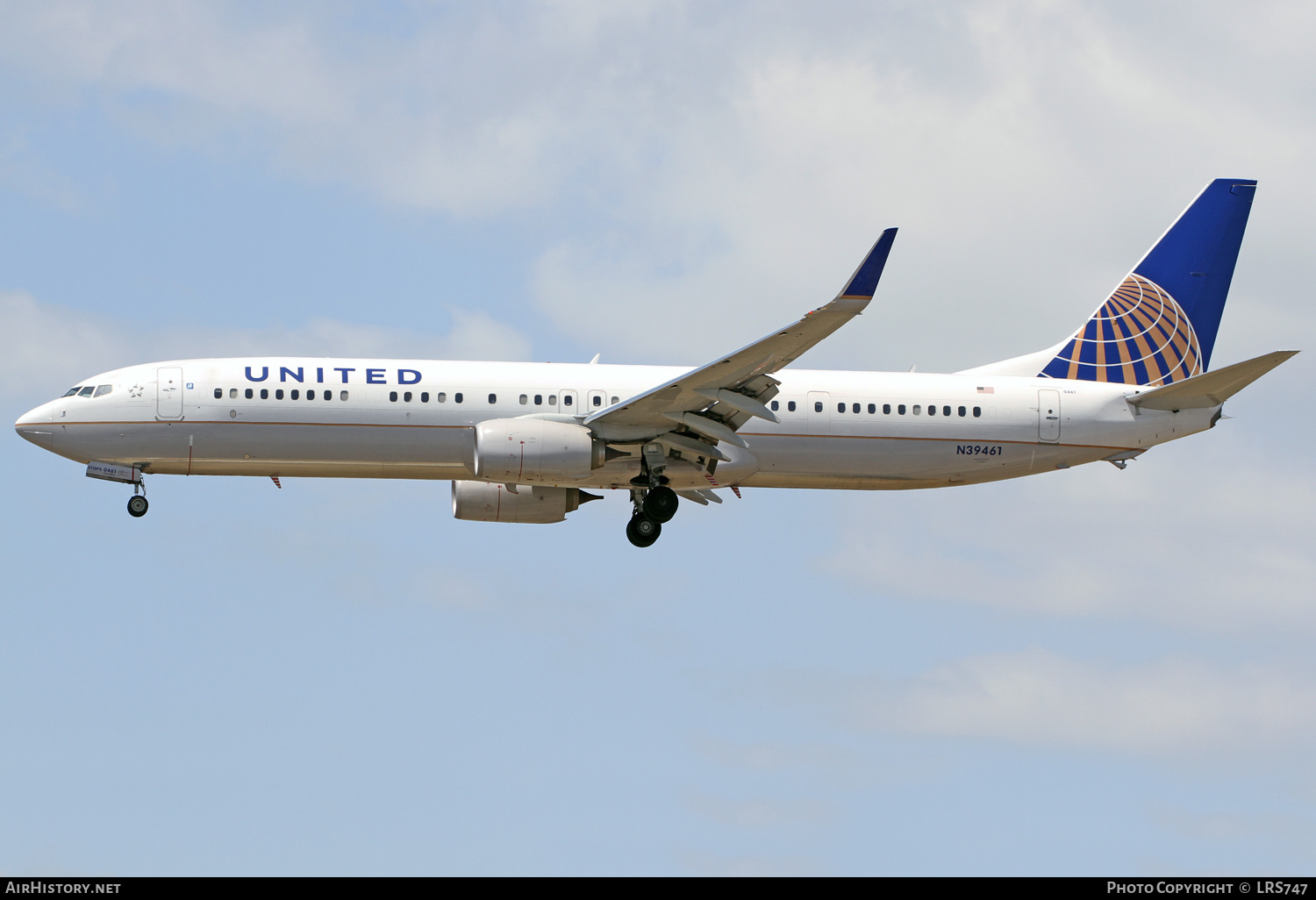 Aircraft Photo of N39461 | Boeing 737-924/ER | United Airlines | AirHistory.net #348913