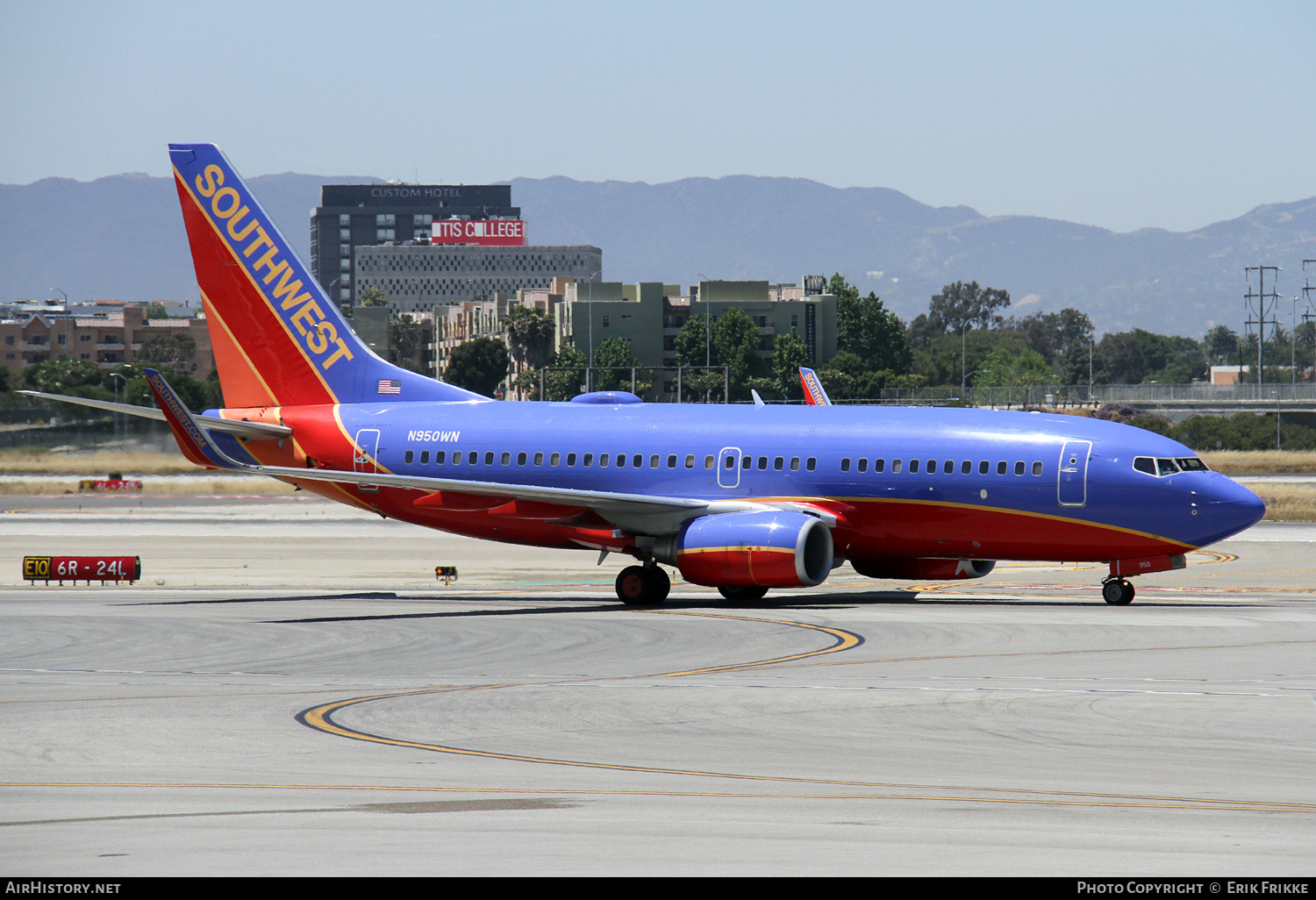 Aircraft Photo of N950WN | Boeing 737-7H4 | Southwest Airlines | AirHistory.net #348966