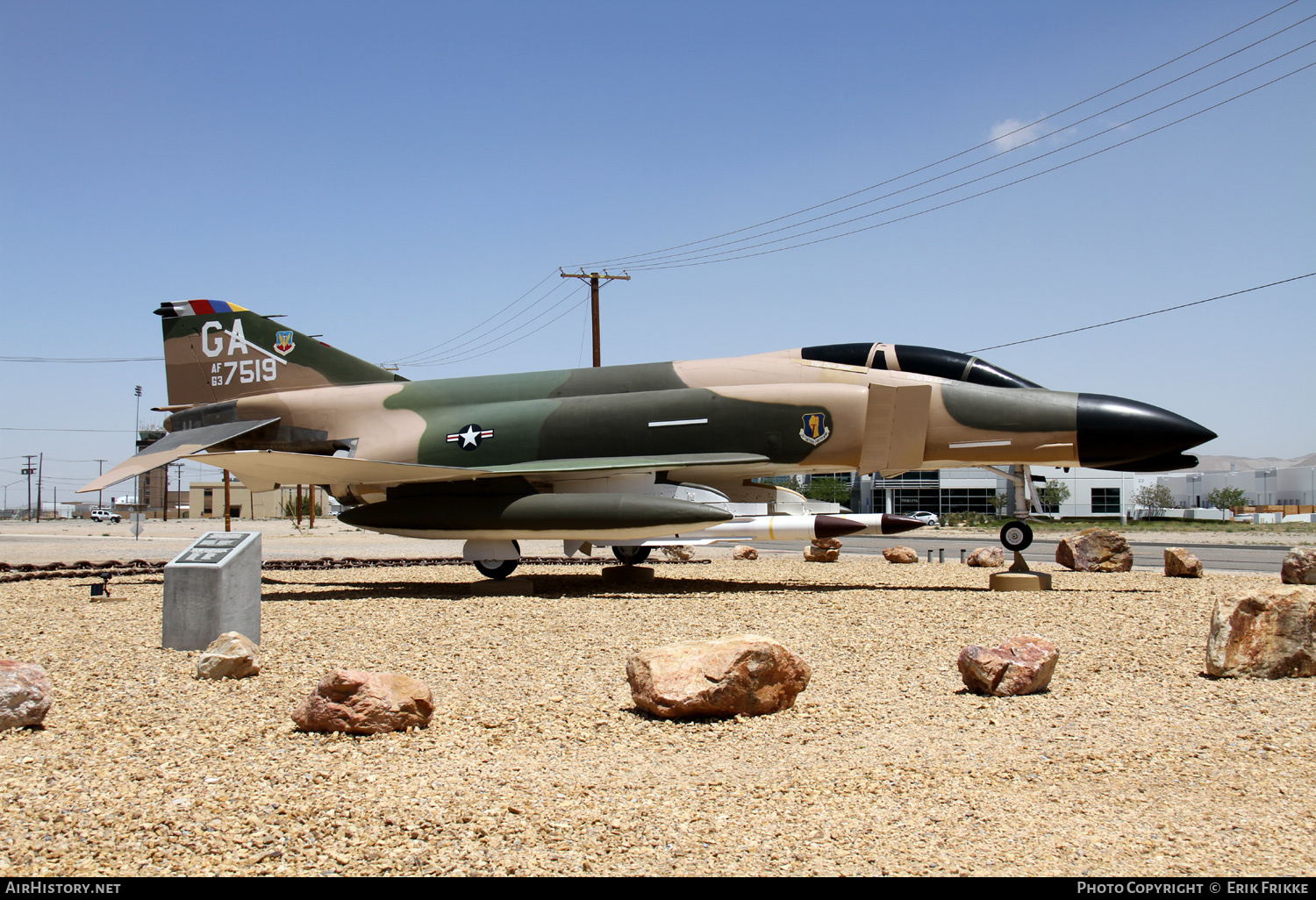 Aircraft Photo of 63-7519 / AF63-519 | McDonnell F-4C Phantom II | USA - Air Force | AirHistory.net #349016