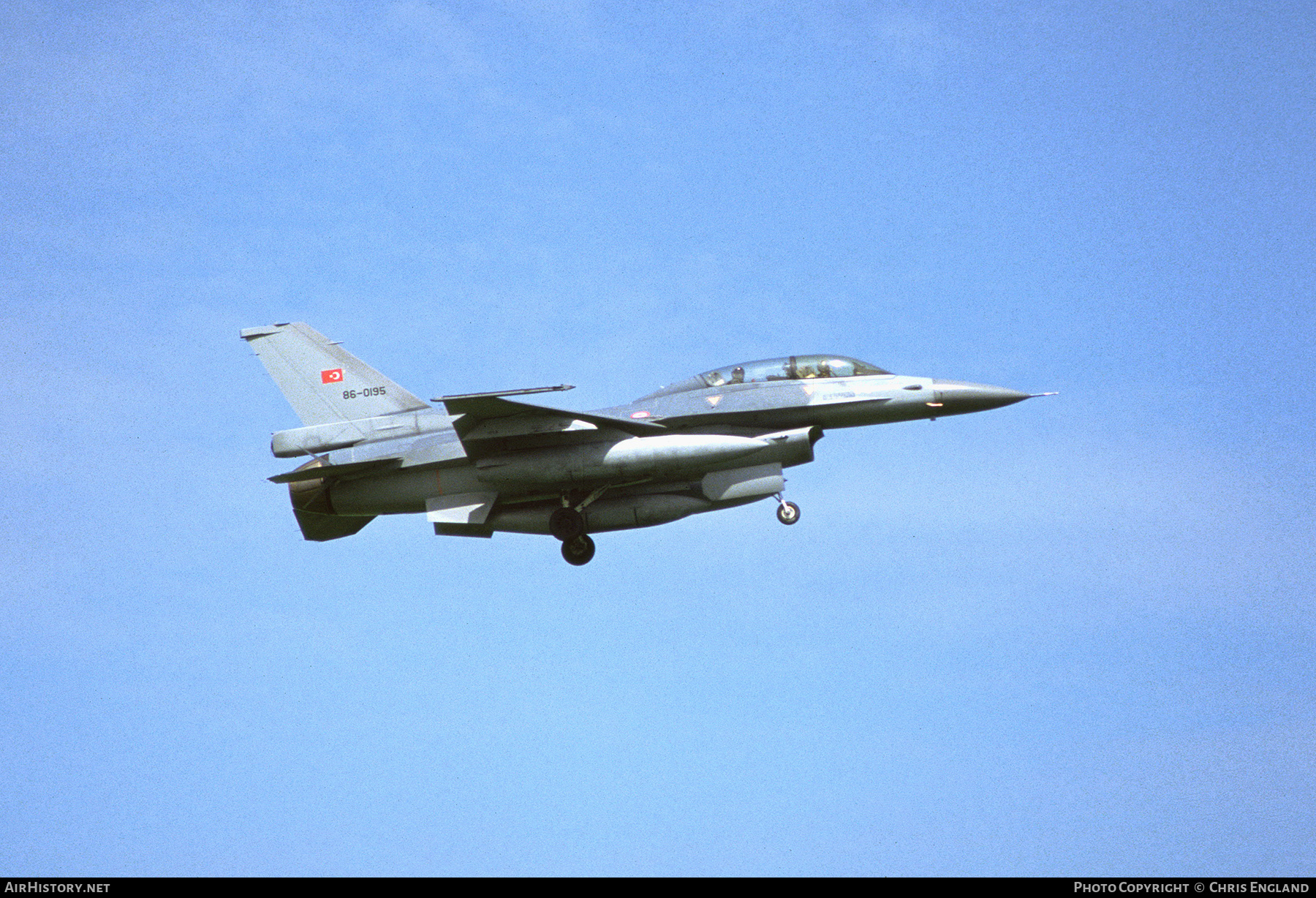 Aircraft Photo of 86-0195 | General Dynamics F-16B Fighting Falcon | Turkey - Air Force | AirHistory.net #349065